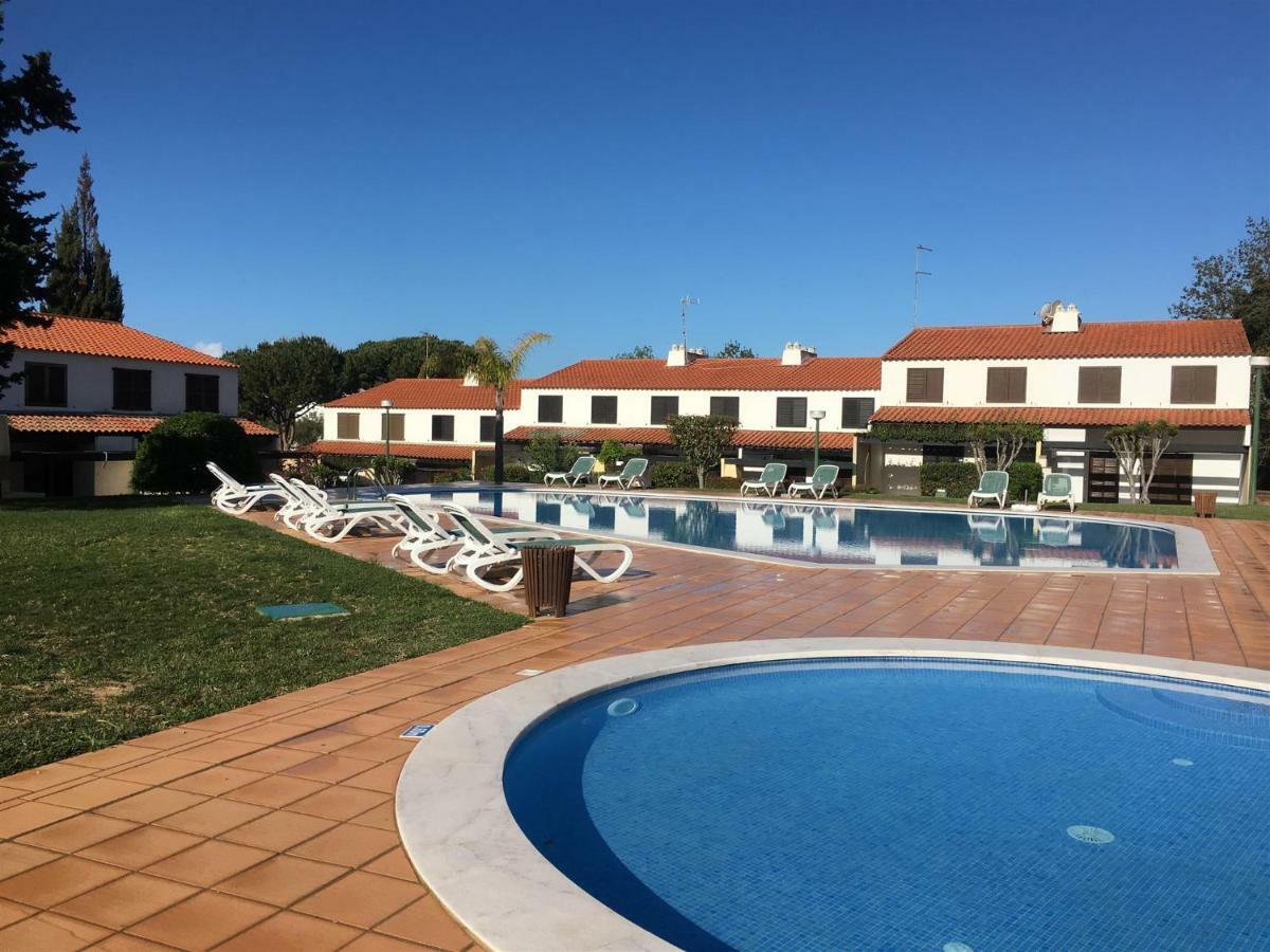 Casa Da Bia Villa Quarteira Luaran gambar